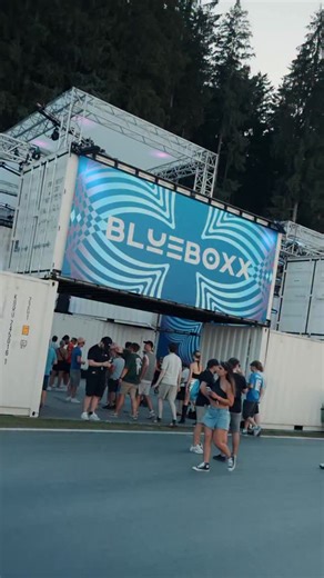 What’s your BlueBoXX artist wish for 2026? 👇 𝗘𝗟𝗘𝗖𝗧𝗥𝗜𝗖 𝗟𝗢𝗩𝗘 ’𝟮𝟲 📆 9. – 11. July 2026 📍 Salzburg, Austria Info & Tickets: electriclove.at #ELF26 #LoveResonates #FestivalSeason | Electric Love Festival