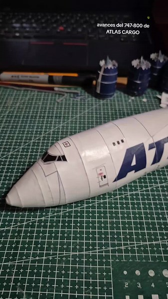 Papercraft Boeing 747-800: Ideas y Tutoriales