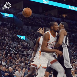 17 points in the 1H for KD! | Phoenix Suns