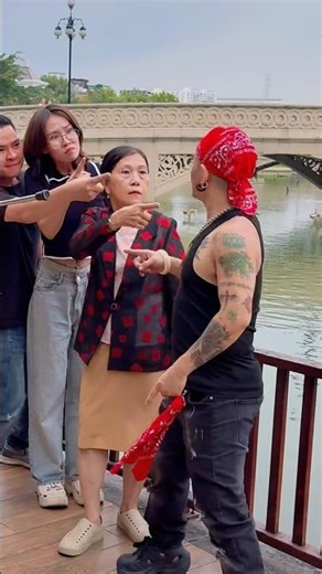 A Respect Lesson He’ll Never Forget 🌸🙌 [Grandma Grace]