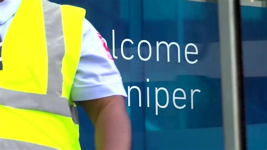 24 reactions | German energy firms Sefe and Uniper awarded some traders millions of dollars in bonuses for 2022, sources tell @Reuters, just months after the companies were rescued with multi-billion dollar bailouts as Russia halted gas supplies https://reut.rs/42AUzM7 | Reuters | Facebook