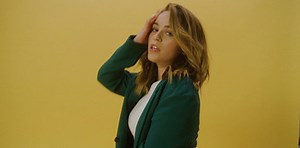 CAILEE RAE PREMIERES NEW SONG ‘DEEPER’