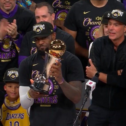 503K views · 462 shares | Before he embarks on Year 18, check out the top moments and highlights from LeBron James’ 17th season in the NBA last season! The Los Angeles Lakers host the LA Clippers for opening night of the 2020-21 season TOMORROW at 10pm/et on NBA on TNT. #KiaTipOff20 | NBA | Facebook