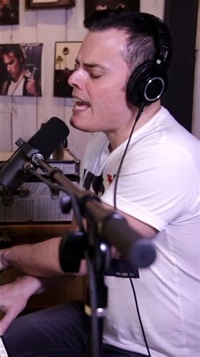 Marc Martel - Bohemian Rhapsody (Queen Cover)