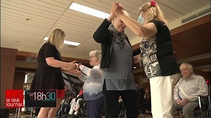 4.3K views · 58 reactions | L'organisme La SAMS est le plus grand réseau de musiciens professionnels à présenter des spectacles dans les milieux de la santé au Québec. Cette semaine, les résidents du CHSLD de Charlesbourg reçoivent la visite de Carmen Genest. | ICI Québec | Facebook