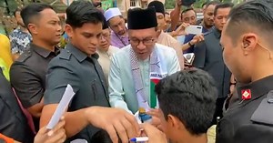 PM’s Cabinet reshuffle joke has reporters in stitches