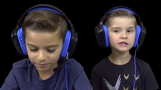 WE ESCAPED OUR GRANNY'S HOUSE!! (Granny Gameplay)