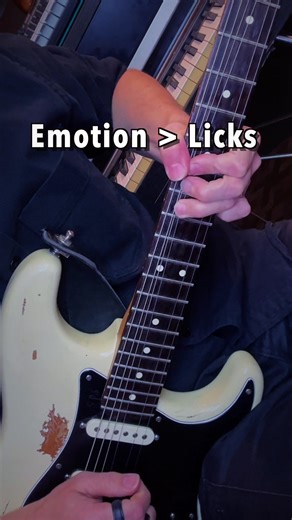 The Art of Holding Notes in Guitar Jams