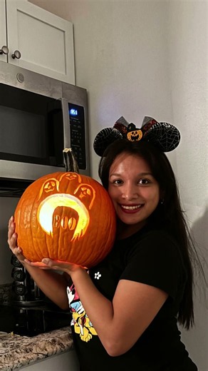 Your sign to enter the 2026 Ambassador Teacher Pumpkin Carving Contest! 🎃