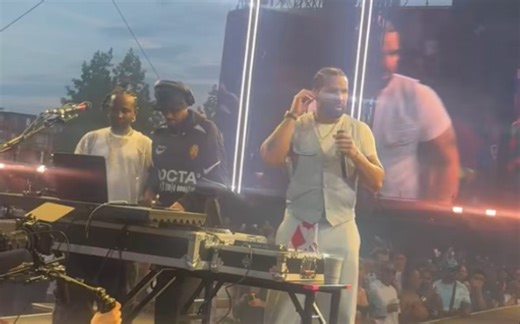 Drake稀有歌单之广告曲signs首次现场表演，可惜懒狗公鸭放歌秒切