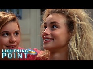 Alien Surfgirls S1 E7: Alien Abduction | Short Episode