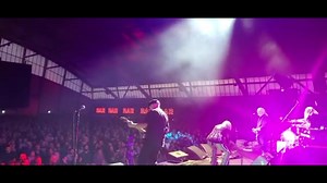 5.7K views · 213 reactions | “Thank you guys so much! We’ll see you at the bar.” • Euro Tour, Deep Purple/Jefferson Starship | Jefferson Starship | Facebook