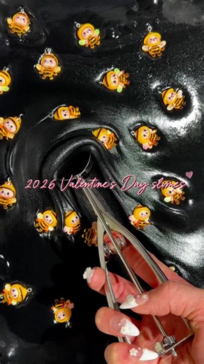 Cocofuffz ASMR and Satisfying Slime Sounds