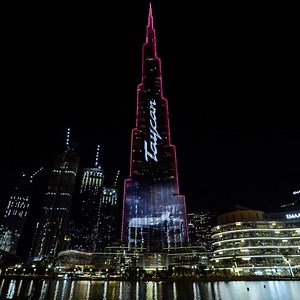 5.1M views · 115K reactions | The Porsche soul - it’s what moves us. It’s what makes us who we are. Watch this soul be manifested into a spectacle at the Burj Khalifa - the tallest building in the world – for the Middle East launch of the new all-electric Taycan that carries our DNA into a new automotive era. #BurjKhalifaElectrified #Porsche #Taycan #SoulElectrified | Porsche | Facebook