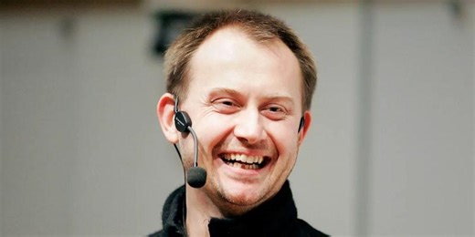 Making the electricity grid work like the internet | Stephen Moore - aAIA, CPHC®, LEED AP