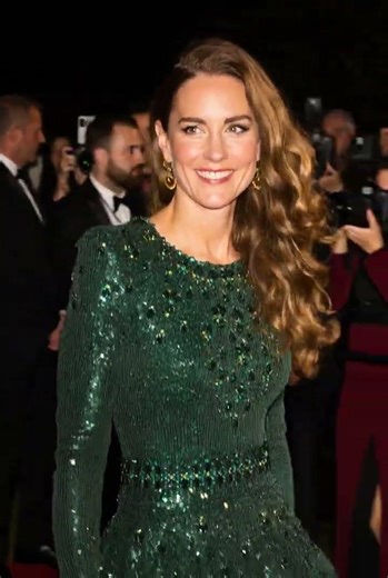 Kate Middleton at a Royal Event with Stunning Hair #royal #style #shorts #katemiildeton