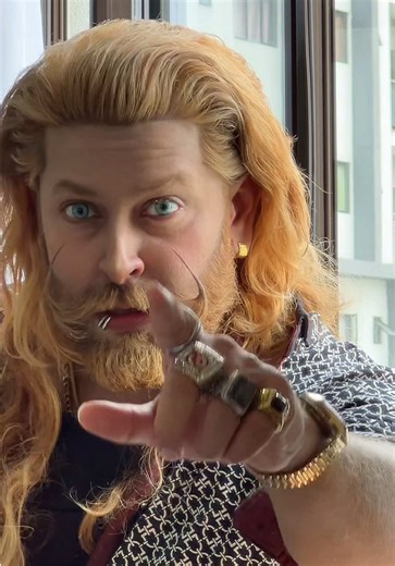 Alikhan: El Rey de Reyes