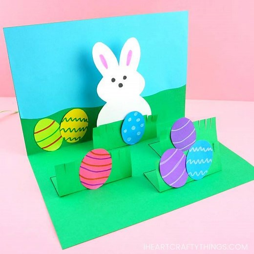 EASY POP UP EASTER CARD 🐇 https://iheartcraftythings.com/how-to-make-a-pop-up-easter-card.html | I Heart Crafty Things