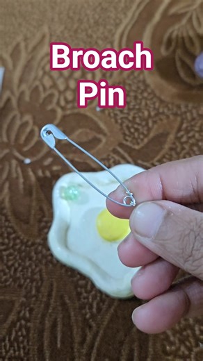 diy saftey pin brooch | diy easy 💚💚💚 #viral #art #diy #shortsfeed #youtubeshorts #trend #yt #pin