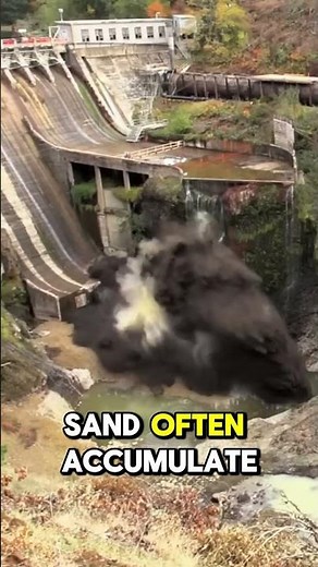 🌊🚧 Why Dams Release Water & Remove Sediment! ⚠️🏞️