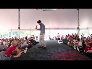 Dean Z sings 'His Latest Flame' at Elvis Week 2013 (video)