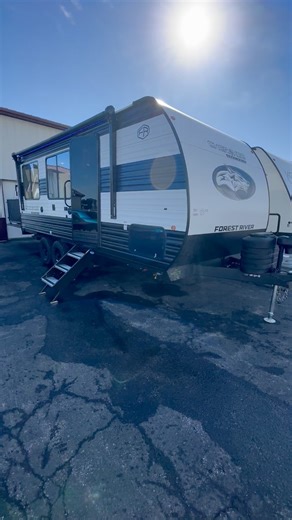 The 2026 Cherokee Grey Wolf 18RR delivers big fun🚨 Easy to tow and packed with features. Perfect for road trips, trail rides, and campground nights. Your next adventure starts now. #RV #rvlife #traveltrailer #forestriver | Easy Camping RV