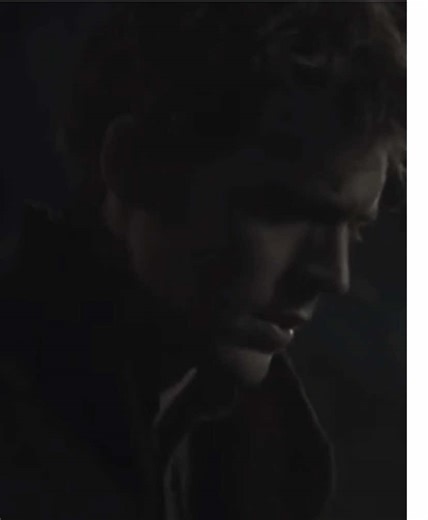 #finnickodair ; wearing my finnick shirt rn 💔💔 || #hungergamesedit #thehungergames #fypシ #evrdeeen