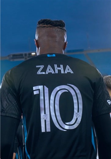 Wilfried Zaha's Skills at the Africa Cup of Nations