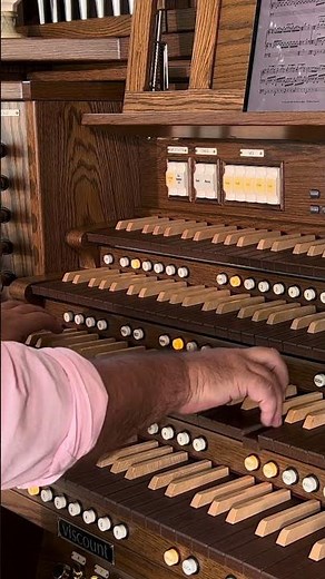 "Carol of the Bells for Organ" Arranged by David Hicken #hauptwerk #organist #organmusic