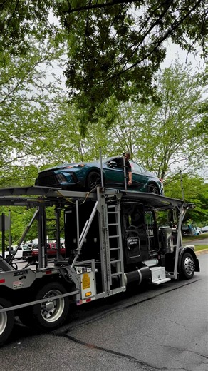 1.4M views · 6.1K reactions | 2025 Toyota Camry SE - Ocean Gem color! #camrytrd #camrynation #camryclub #camrygang #carreels #carvids #carvideos #carvideo #carsofig #carsofinstagram #carsofinsta #carreview #carreviews #toyota #toyotanews #toyotalife #Toyota lifestyle #toyotalove #toyotalovers #toyotalover #toyotafan #toyotafans #toyotafreaks #carlovers #carlover #camry #toyotacamry | Fred Anderson Toyota | Facebook