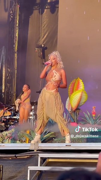 Doja Cat's Captivating Performance of 'Streets' at ACL 2021