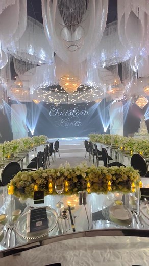 Timeless Elegance: Christian and Karen's Magical Wedding