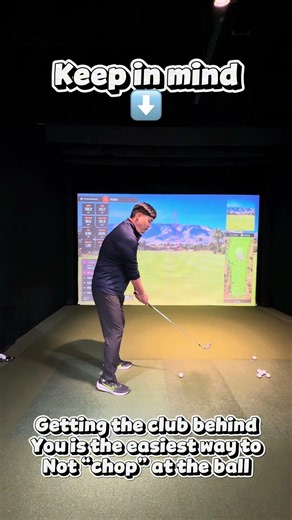 Stop lifting your head in the downswing in 30 seconds. #golftips #golfswing #golf