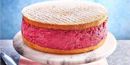 Blackcurrant Mousse Cake