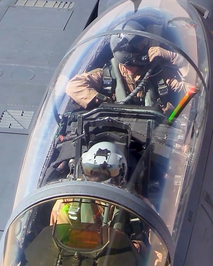 Stunning F-15E Strike Eagle Refueling in Flight 😱 | US Military News