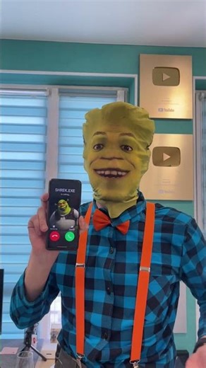 SHREK.EXE IS CALLING KING BRICK!