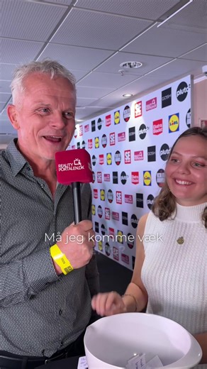 Jakob Kjeldbjerg havde sin datter med til Reality Awards ❤️ #realityawards #tv #danmark #reality #robinson