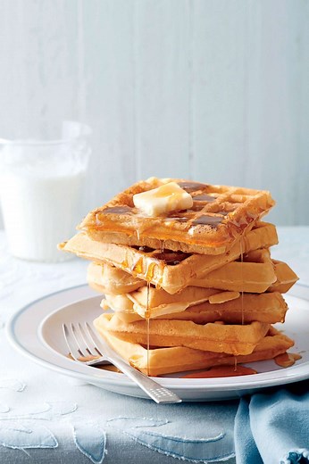 Fluffy Buttermilk Waffles Recipe