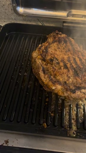 Grilling some steak how y’all like yours | Sally Fielda