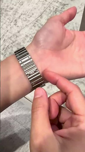 How To Open the Clasp of Your Cartier Small Santos #cartier #cartiersantos #watch #howto #shorts