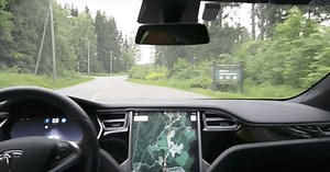 Tesla Autopilot: early test shows improvements w/ latest 'silky smooth' control algorithm and cyclist detection