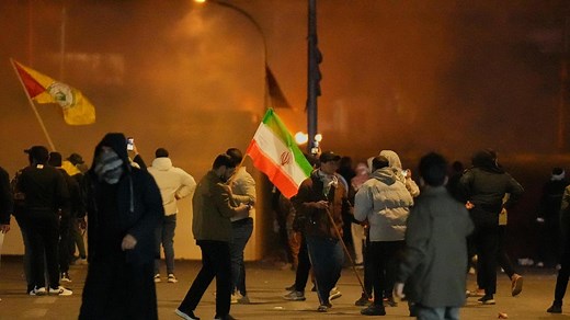 Protesters, police clash near U.S. embassy in Baghdad