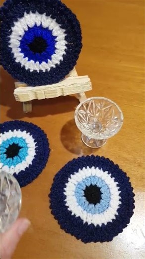 Πλεκτά σουβέρ ματάκια