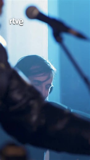 La Oreja de Van Gogh - Oficial: “Nos hemos ido lejos a buscarnos a nosotros mismos. Nos hemos querido, hemos discutido nos hemos reconciliado (…) Pero después de tantísimos años nos queda muchísimo amor” #LaCasaDeLaMúsicaRTVE | La 1 de TVE