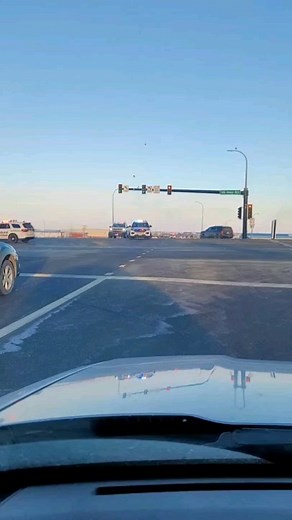 Transporting a nuke In this video, you can see how the streets are blocked by police vehicles in order to safely transport #nuclear weapons inside a truck. #nuke #military | Engineering and Architecture