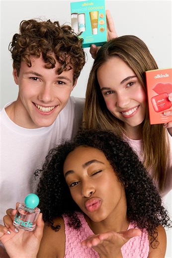 Allkinds on Instagram: "Come shopping with me at allkinds to find the perfect gifts! 🎁 🛍️"