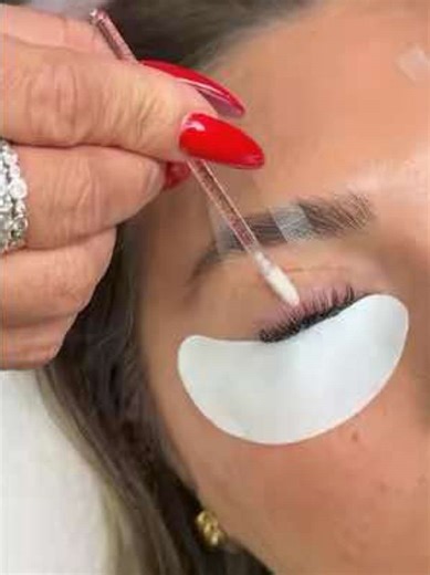 Affordable Lash Extensions: VDAY Sale Ending Soon!