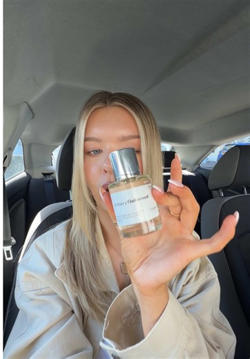 Dossier Perfume: Second Date Fragrance Review