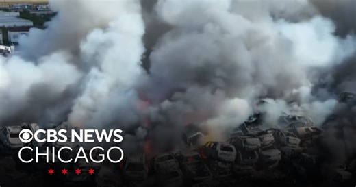 Firefighters extinguish fire at Chicago Heights auto lot