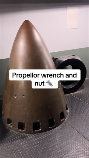 Understanding Propellor Wrench and Nut Components